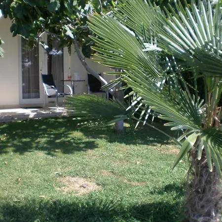 In Mit Garten, Terrasse Und Grill Und Panoramablick *